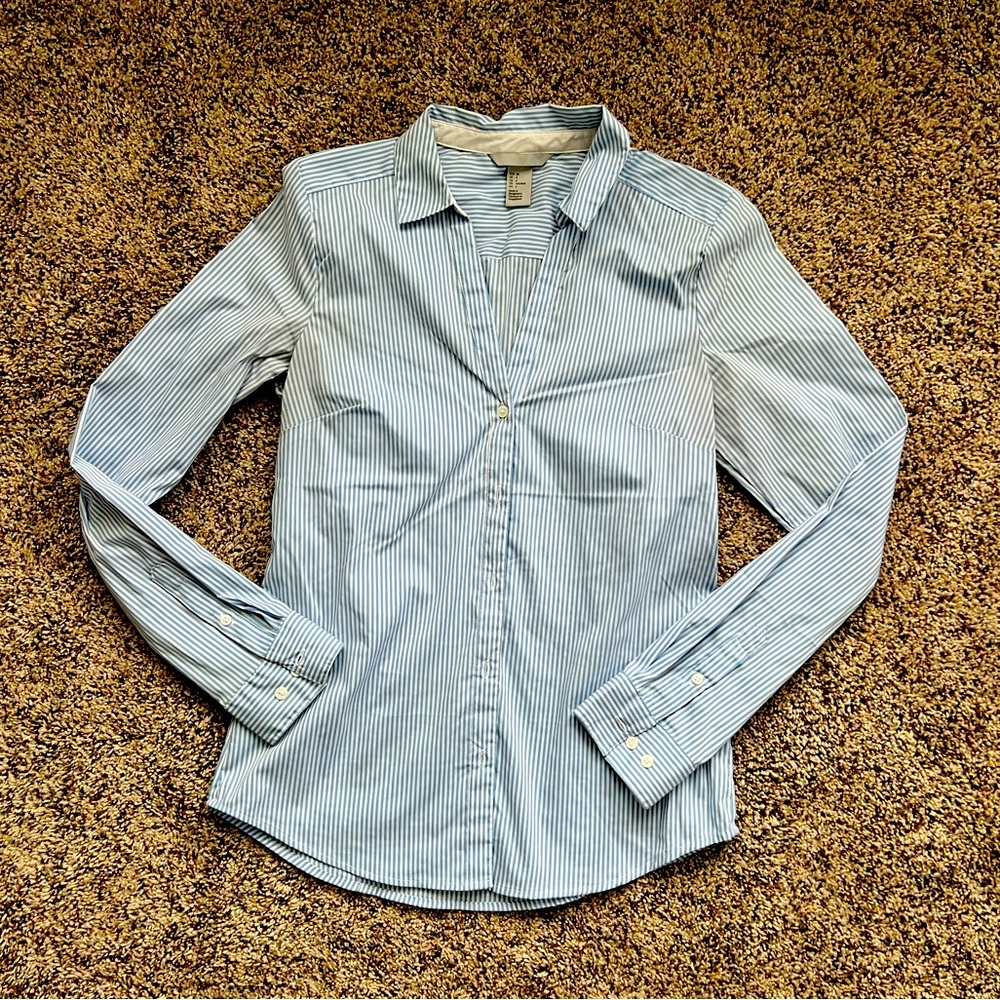 Fitted button down